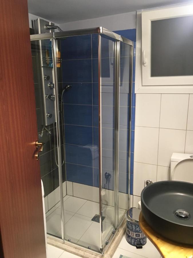 Appartement Joges 2 à Athènes Extérieur photo